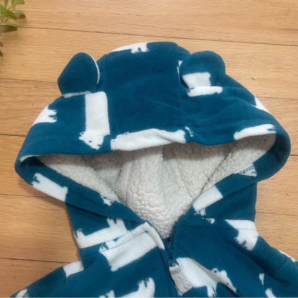Carter’s Polar Bear Hooded Soft Sweatshirt w/ Ears and Onesie Size 6 Months - Picture 6 of 7